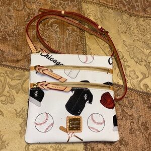 Dooney & Bourke Crossbody White Sox bag